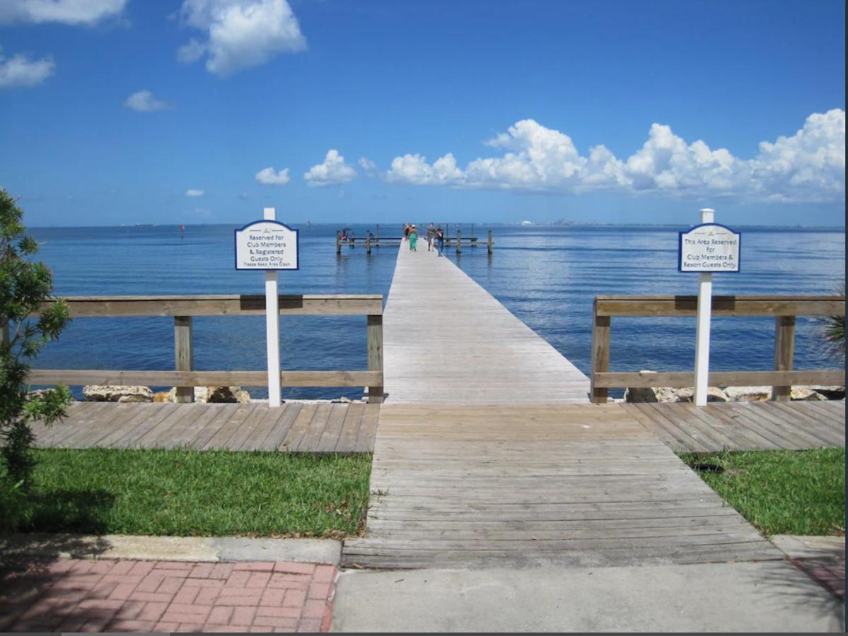 Beautiful New Luxury Townhome With Private Beach And Swimming Pools Ruskin Exterior foto