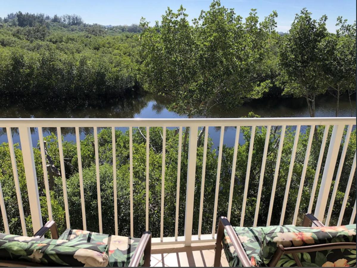 Beautiful New Luxury Townhome With Private Beach And Swimming Pools Ruskin Exterior foto
